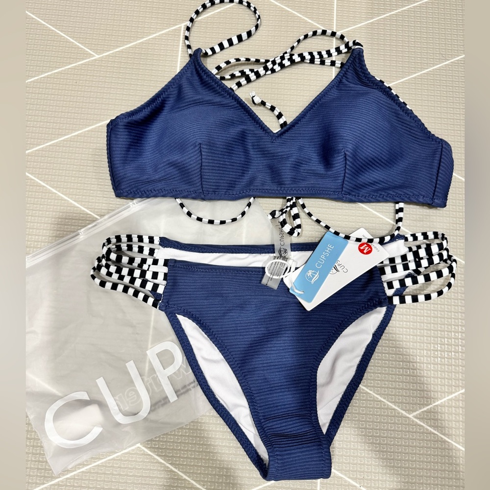 Cupshe Navy Blue Ribbed Bikini with Striped Straps NWT✨ - Size M